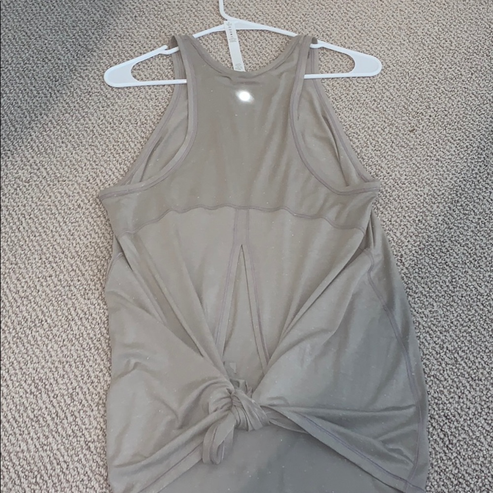 Lululemon workout tank top with open back